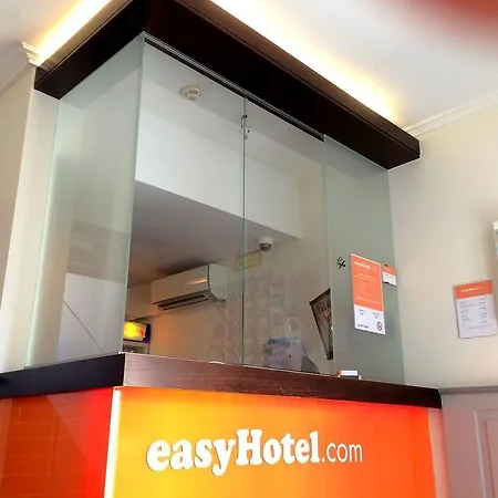 Easyhotel Centre 2* Curych