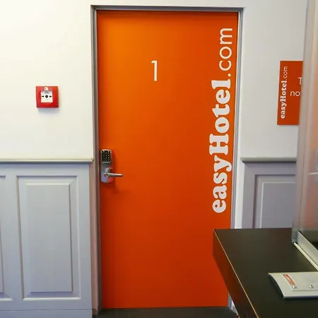 Easyhotel Centre 2* Curych