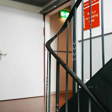 Hotel Easyhotel Centre