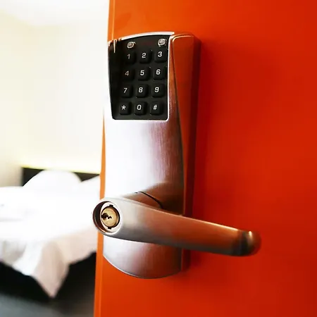 Easyhotel Centre Hotel