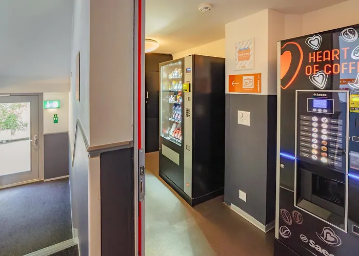 Easyhotel Centre