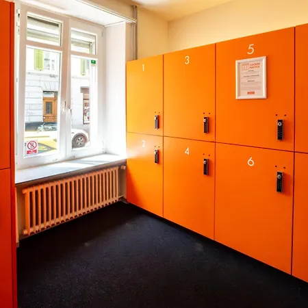 Hotell Easyhotel Centre 2*
