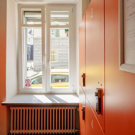 Easyhotel Centre Szálloda Zürich