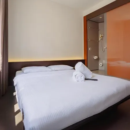 Szálloda Easyhotel Centre Zürich