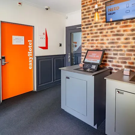Easyhotel Centre Szálloda 2*