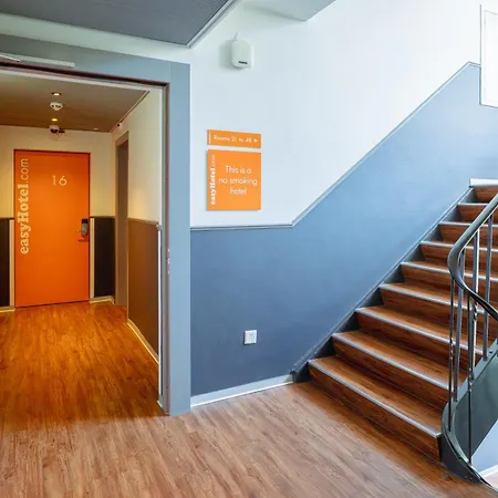 Easyhotel Centre 2* Цюрих