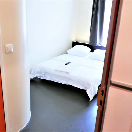 Easyhotel Centre Szálloda 2*