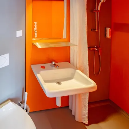 Easyhotel Centre 2* Zúrich