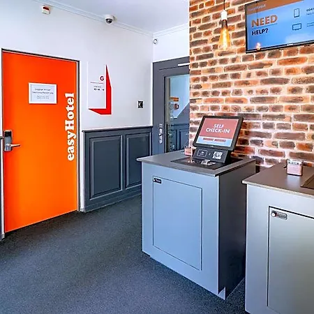 酒店 Easyhotel Centre