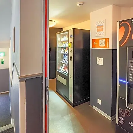 Easyhotel Centre