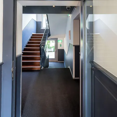 Easyhotel Centre