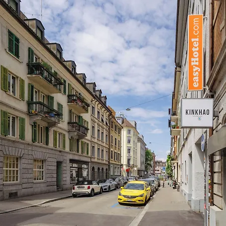 Easyhotel Centre 2*
