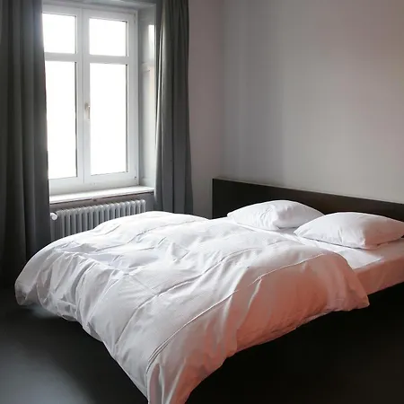 Easyhotel Centre 2*