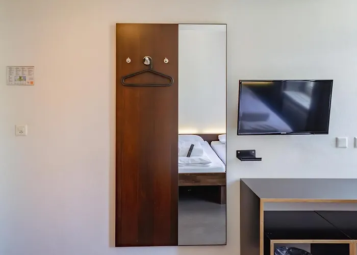 酒店 Easyhotel Centre 2*