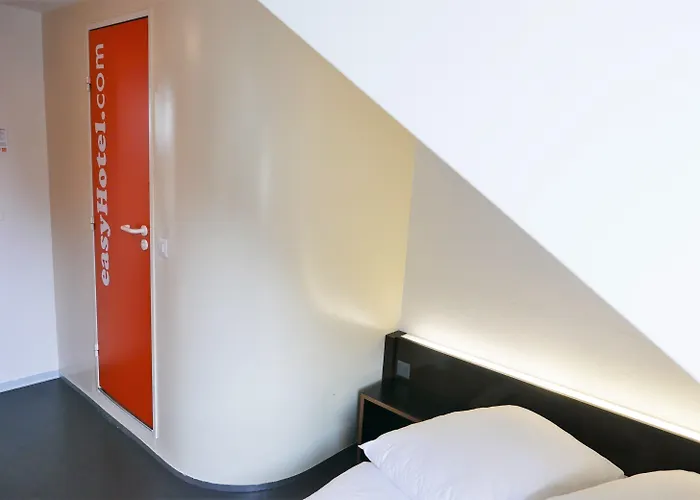 Easyhotel Centre 2* ציריך