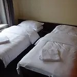 Easyhotel Centre מלון