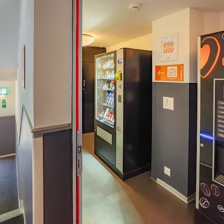 Easyhotel Centre