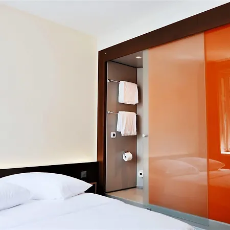 Easyhotel Centre 2* Zurigo