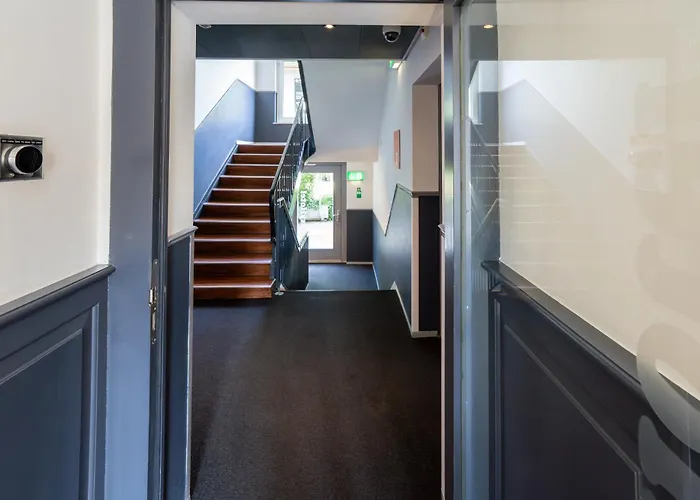 Easyhotel Centre Hotel