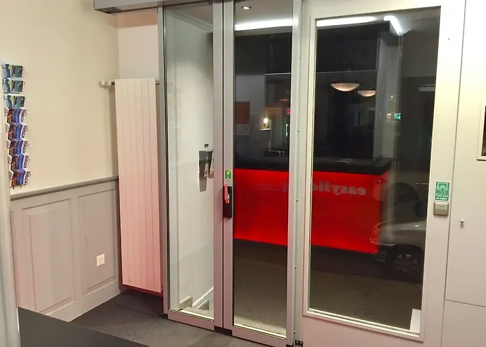 Hotel Easyhotel Centre 2*