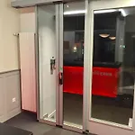 Готель Easyhotel Centre 2*